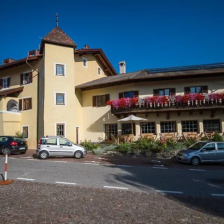 Zur Sonne Hotel